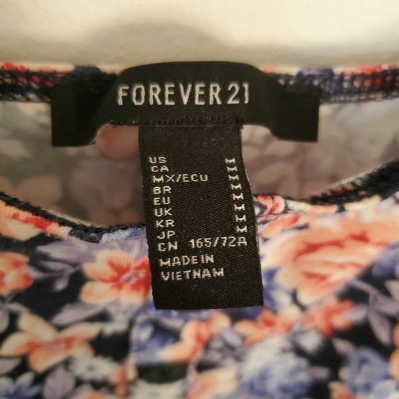 Forever 21 Floral Romper - Picture 3 of 6
